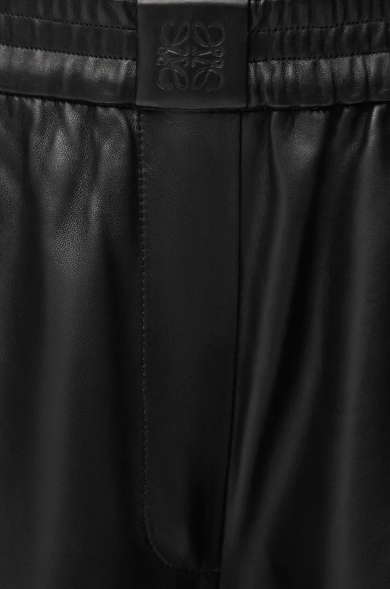 Korte broek van nappa-lamsleer en suède geitenleer Korte broek van nappa-lamsleer en suède geitenleer