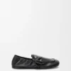 Loafer met sluiting van glanzend, glad kalfsleer Loafer met sluiting van glanzend, glad kalfsleer