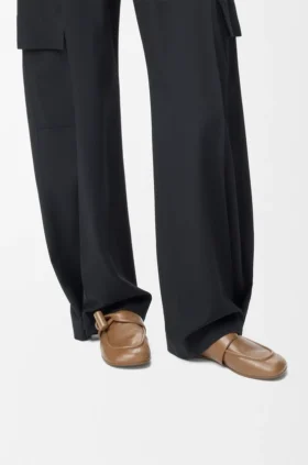 Loafer met sluiting van glanzend, glad kalfsleer