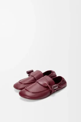 Loafer met sluiting van glanzend, glad kalfsleer