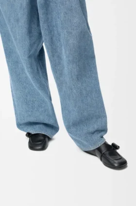 Loafer met sluiting van glanzend, glad kalfsleer