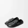 Loafer met sluiting van glanzend, glad kalfsleer Loafer met sluiting van glanzend, glad kalfsleer