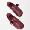 Loafer met sluiting van glanzend, glad kalfsleer Loafer met sluiting van glanzend, glad kalfsleer