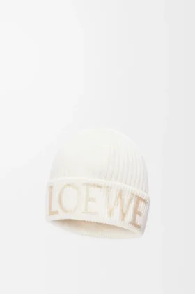 Loewe-muts van wol