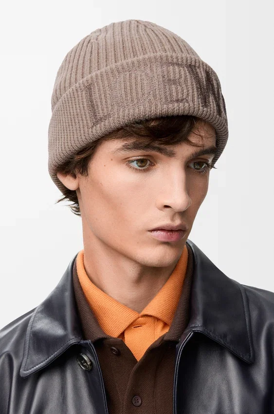 Loewe-muts van wol Loewe-muts van wol