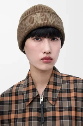 Loewe-muts van wol Loewe-muts van wol