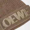 Loewe-muts van wol