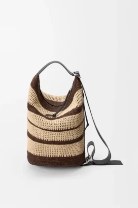 Loop Bucket van raffia