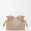 Medium Flamenco-clutch van nappa-kalfsleer