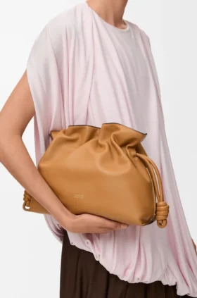 Medium Flamenco-clutch van nappa-kalfsleer
