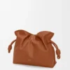 Medium Flamenco-clutch van nappa-kalfsleer