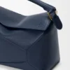 Medium Puzzle Edge-tas van zacht generfd kalfsleer Medium Puzzle Edge-tas van zacht generfd kalfsleer