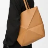 Medium Puzzle Fold Tote bag in glanzendes Kalfsleer Medium Puzzle Fold Tote bag in glanzendes Kalfsleer