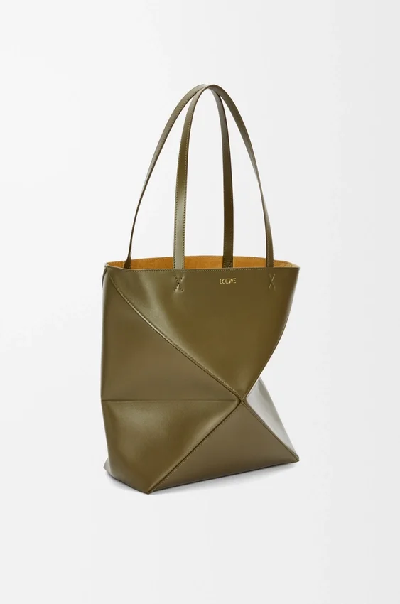 Medium Puzzle Fold Tote bag in glanzendes Kalfsleer Medium Puzzle Fold Tote bag in glanzendes Kalfsleer