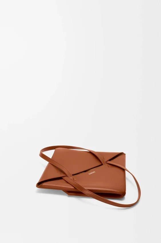 Medium Puzzle Fold Tote bag in glanzendes Kalfsleer Medium Puzzle Fold Tote bag in glanzendes Kalfsleer
