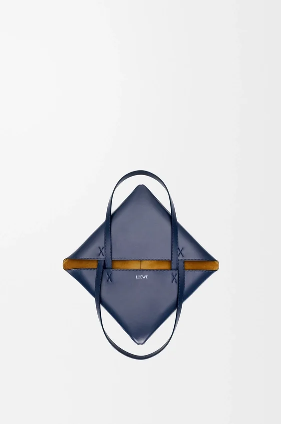 Medium Puzzle Fold Tote bag in glanzendes Kalfsleer Medium Puzzle Fold Tote bag in glanzendes Kalfsleer