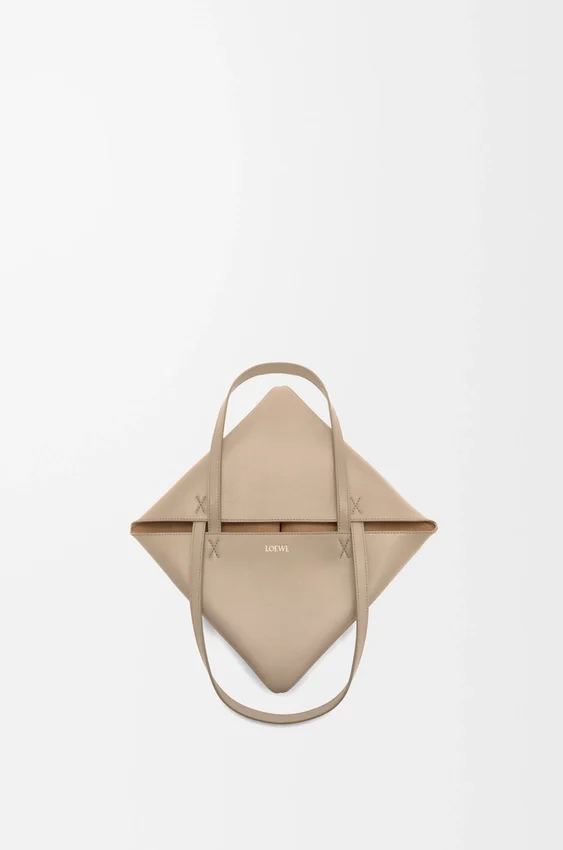 Medium Puzzle Fold Tote bag in glanzendes Kalfsleer Medium Puzzle Fold Tote bag in glanzendes Kalfsleer