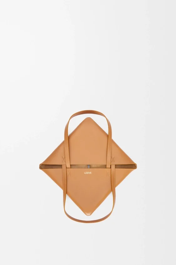 Medium Puzzle Fold Tote bag in glanzendes Kalfsleer Medium Puzzle Fold Tote bag in glanzendes Kalfsleer