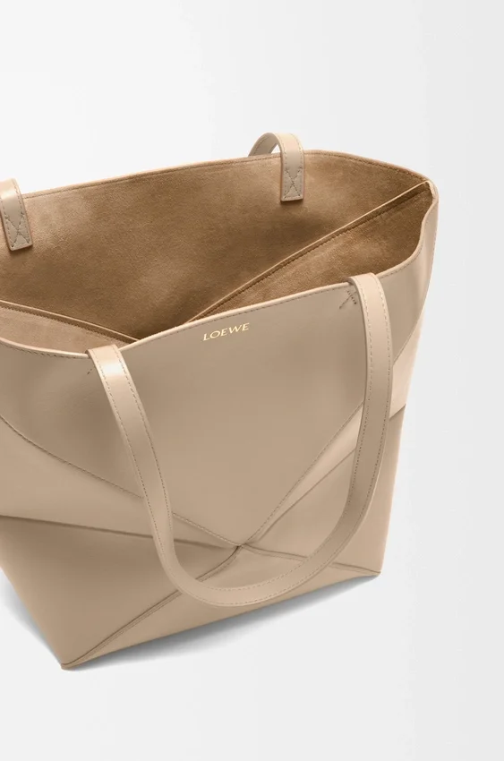 Medium Puzzle Fold Tote bag in glanzendes Kalfsleer Medium Puzzle Fold Tote bag in glanzendes Kalfsleer