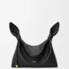 Medium Scarf Bag van glad kalfsleer Medium Scarf Bag van glad kalfsleer