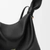 Medium Scarf Bag van glad kalfsleer Medium Scarf Bag van glad kalfsleer