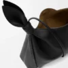 Medium Scarf Bag van glad kalfsleer Medium Scarf Bag van glad kalfsleer