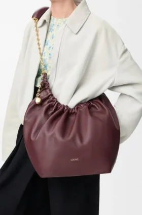 Medium Squeeze-tas van zacht nappa-lamsleer