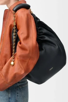 Medium Squeeze-tas van zacht nappa-lamsleer
