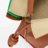 Middelgrote gelaagde Flamenco-clutch van nappa-kalfsleer