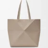 Middelgrote horizontale Puzzle Fold-tote bag van zacht generfd kalfsleer
