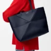 Middelgrote horizontale Puzzle Fold-tote bag van zacht generfd kalfsleer