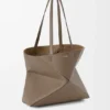 Middelgrote horizontale Puzzle Fold-tote bag van zacht generfd kalfsleer