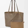 Middelgrote horizontale Puzzle Fold-tote bag van zacht generfd kalfsleer