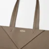 Middelgrote horizontale Puzzle Fold-tote bag van zacht generfd kalfsleer