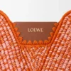 Middelgrote loewe Swing-tas van raffia en kalfsleer Middelgrote loewe Swing-tas van raffia en kalfsleer
