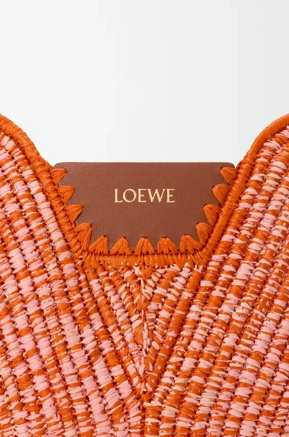 Middelgrote loewe Swing-tas van raffia en kalfsleer Middelgrote loewe Swing-tas van raffia en kalfsleer
