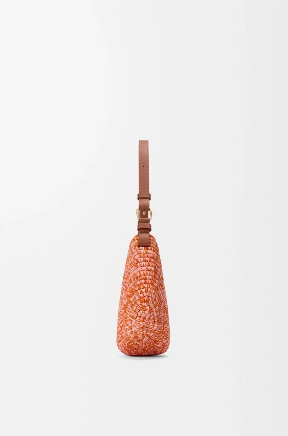 Middelgrote loewe Swing-tas van raffia en kalfsleer Middelgrote loewe Swing-tas van raffia en kalfsleer