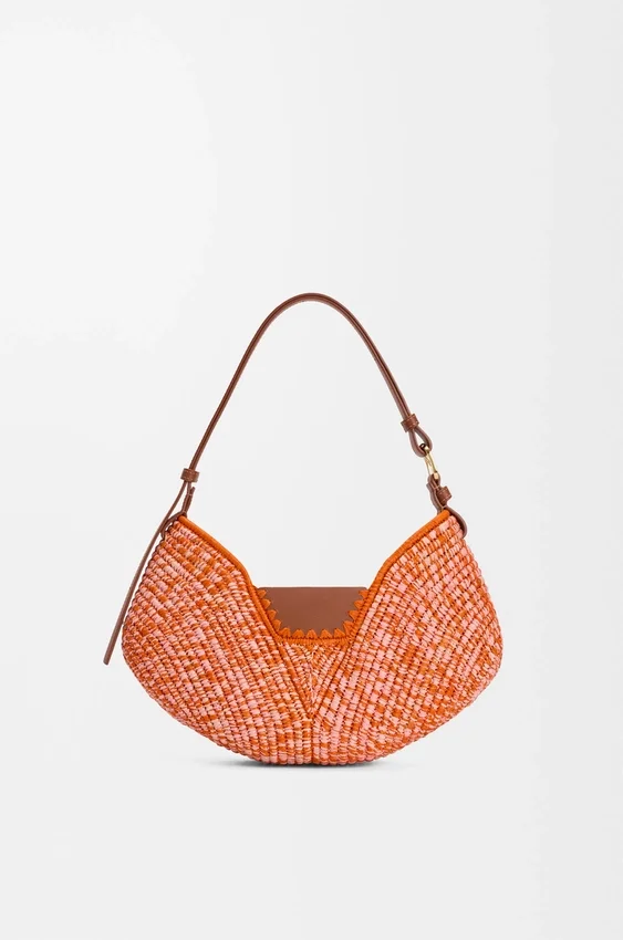 Middelgrote loewe Swing-tas van raffia en kalfsleer Middelgrote loewe Swing-tas van raffia en kalfsleer