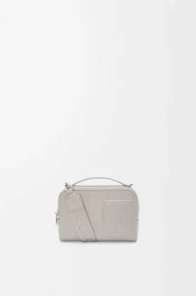 Mini-crossbody-cameratas van satijnkalfsleer