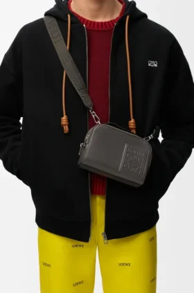 Mini-crossbody-cameratas van satijnkalfsleer