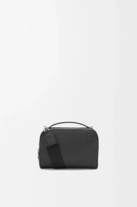 Mini-crossbody-cameratas van zacht generfd kalfsleer