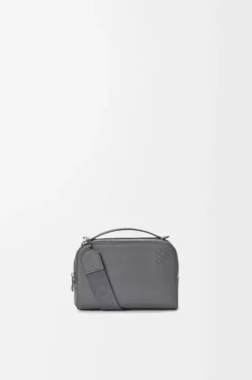 Mini-crossbody-cameratas van zacht generfd kalfsleer