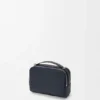 Mini-crossbody-cameratas van zacht generfd kalfsleer Mini-crossbody-cameratas van zacht generfd kalfsleer