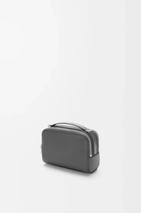 Mini-crossbody-cameratas van zacht generfd kalfsleer