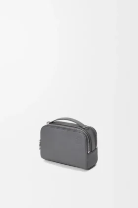 Mini-crossbody-cameratas van zacht generfd kalfsleer