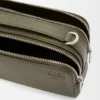 Mini-crossbody-cameratas van zacht generfd kalfsleer Mini-crossbody-cameratas van zacht generfd kalfsleer