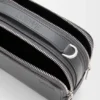 Mini-crossbody-cameratas van zacht generfd kalfsleer Mini-crossbody-cameratas van zacht generfd kalfsleer