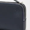 Mini-crossbody-cameratas van zacht generfd kalfsleer Mini-crossbody-cameratas van zacht generfd kalfsleer