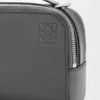 Mini-crossbody-cameratas van zacht generfd kalfsleer Mini-crossbody-cameratas van zacht generfd kalfsleer