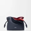 Mini Flamenco-clutch met gelaagde structuur van nappa-kalfsleer Mini Flamenco-clutch met gelaagde structuur van nappa-kalfsleer